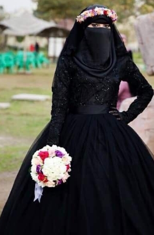 ชุดเจ้าสาวมุสลิมสีดำ - 88 Image Studio ร้านชุดแต่งงาน ชุดเจ้าสาว