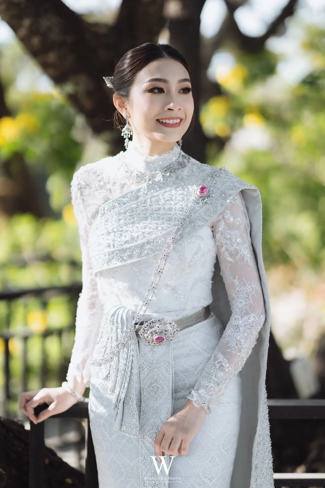 ชุดไทยยอดนิยมงานแต่งช่วงเช้า 2023 รู้ไว้ไม่ตกเทรนด์