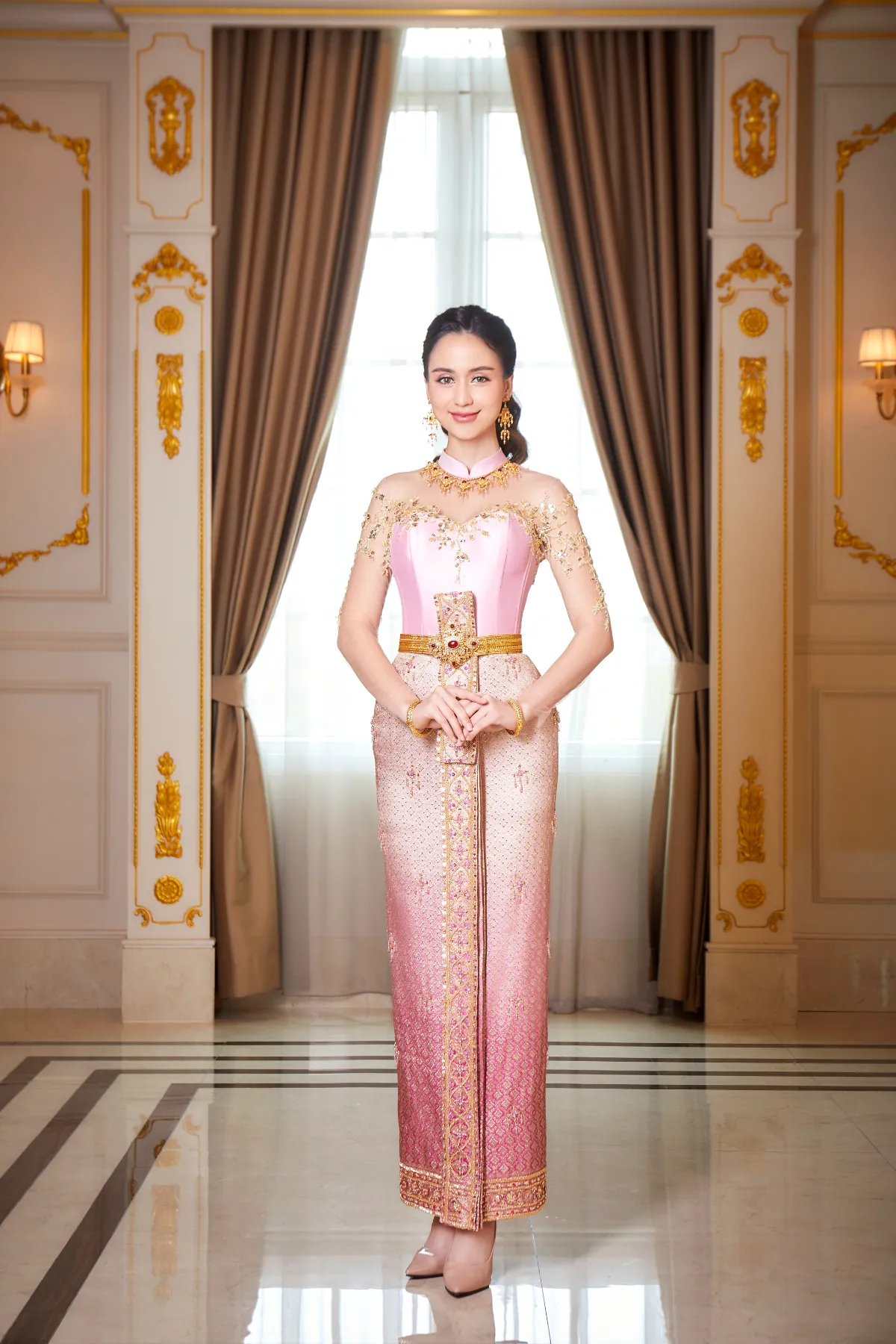 ร้านชุดแต่งงาน 88 Image Studio‍ บริการเช่าชุดแต่งงานไทย ชุดไทยประยุกต์ ชุดหมั้นไทย