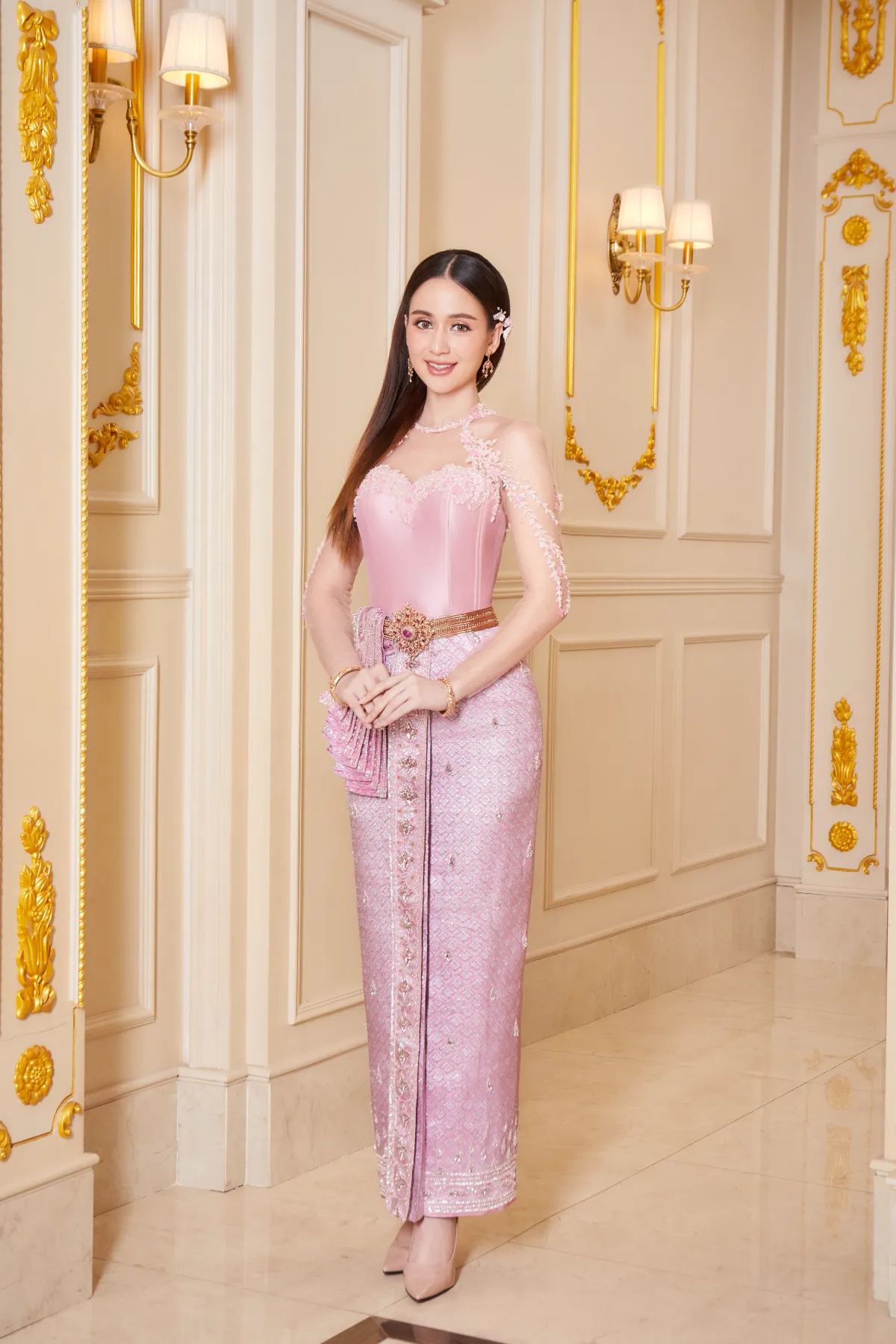 ร้านชุดแต่งงาน 88 Image Studio‍ บริการเช่าชุดแต่งงานไทย ชุดไทยประยุกต์ ชุดหมั้นไทย