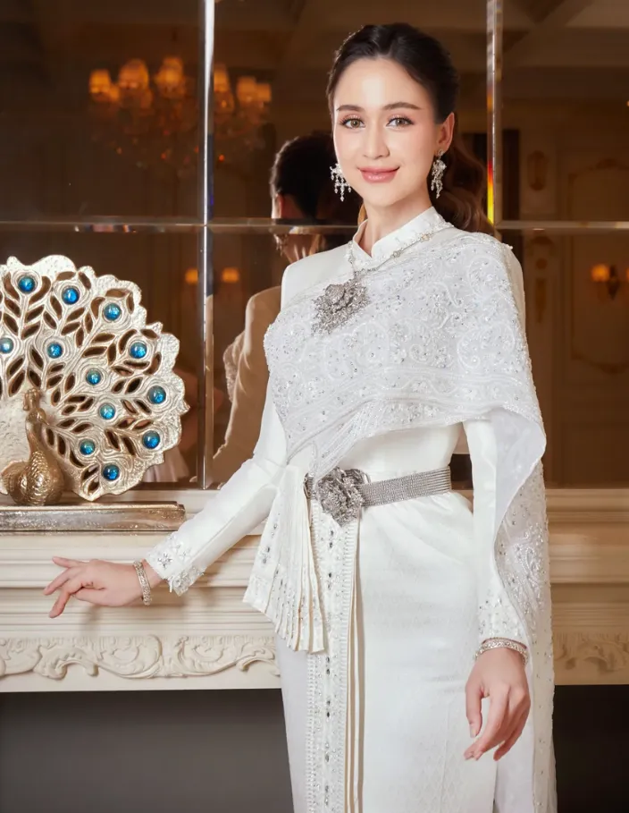 ร้านชุดแต่งงานไทยสากล - 88 IMAGE | Wedding Studio & Planner Bangkok