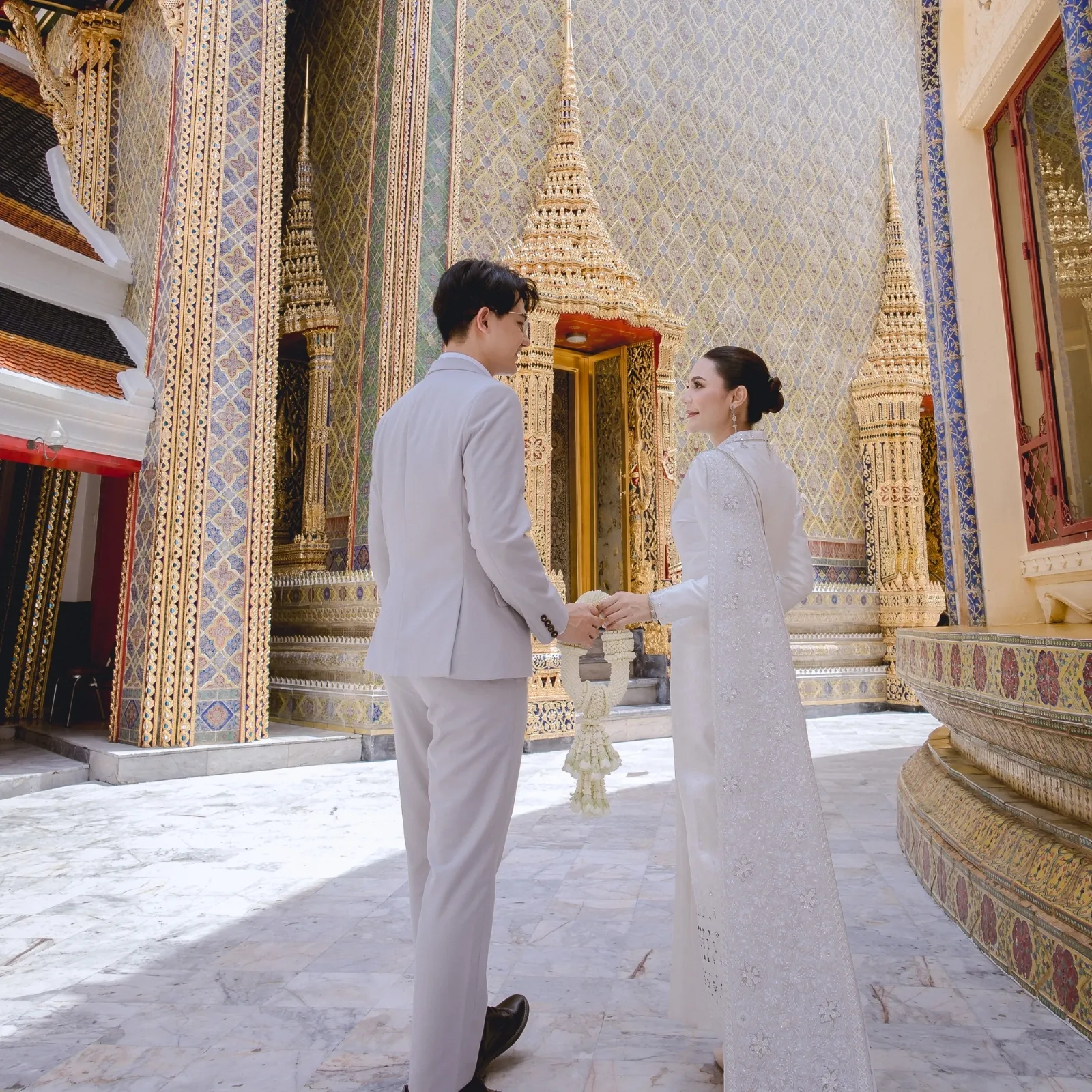 Wat Rajabopit Buddhist Wedding Ceremony in Thailand | 88 Image Studio