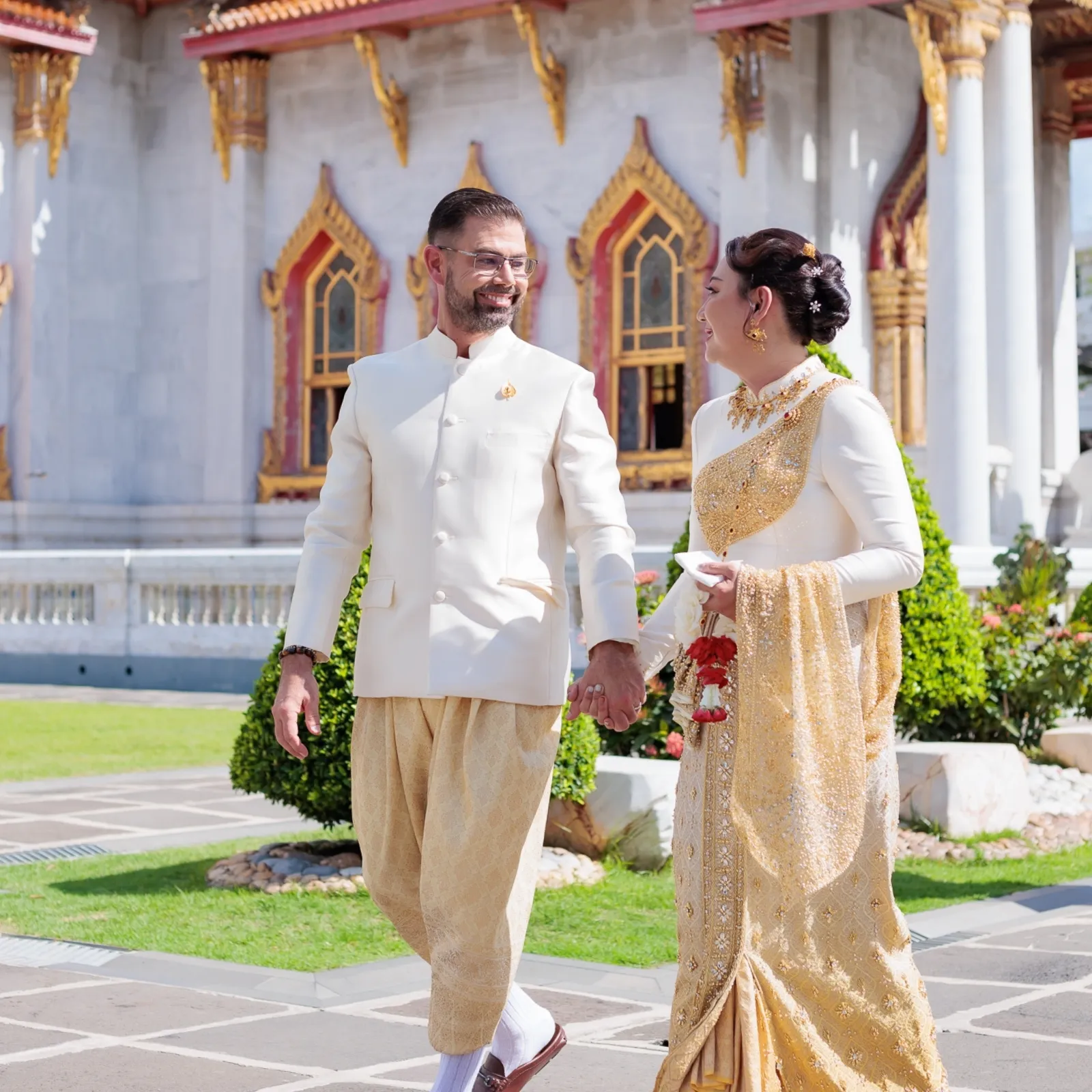 Wat Benchamabophit Buddhist Wedding Ceremony in Thailand | 88 Image Studio