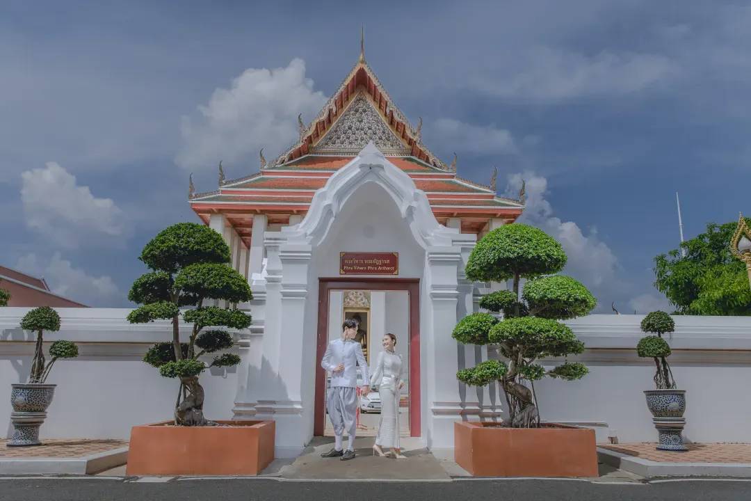 รับจัดงานแต่งงานพิธีสงฆ์ในวัด | 88 IMAGE - Wedding Planner Bangkok